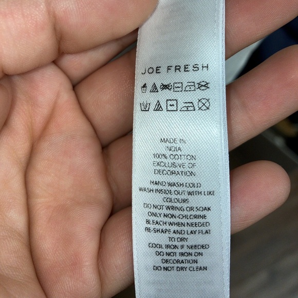 White top with detailed beading - Picture 5 of 5